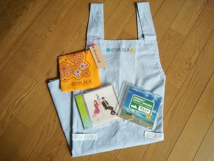 GINLALA手作りエプロン(ブルー)+オリジナルバンダナ+CD2枚