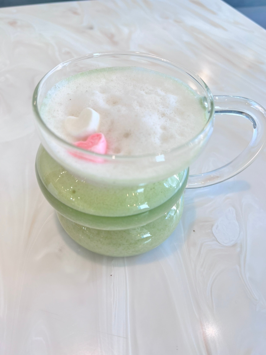 内臓美人茶アーモンドミルクラテ