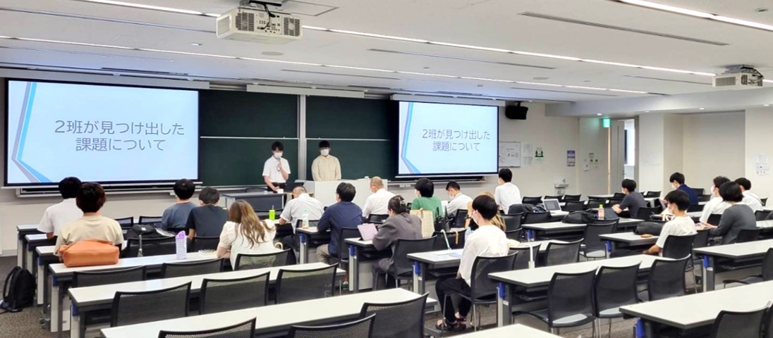 近大生から近鉄へ向けた企画発表会の様子