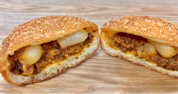 らっきょうキーマカレーパン