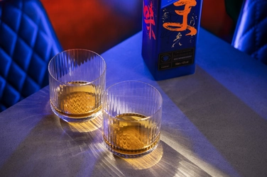 2023年11月21日(火)より 「ジョニーウォーカー ブルーラベル ウマミ」数量限定発売