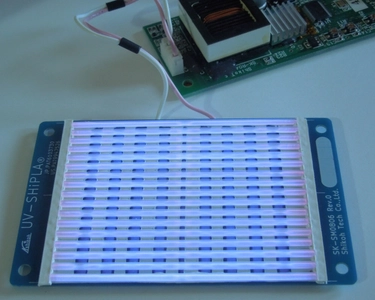 世界最高水準の発光出力750mWを達成！ 次世代高出力型UVC面光源パネルなどの新デバイスを 11月17日～19日に開催の 『光とレーザーの科学技術フェア2021』で出展