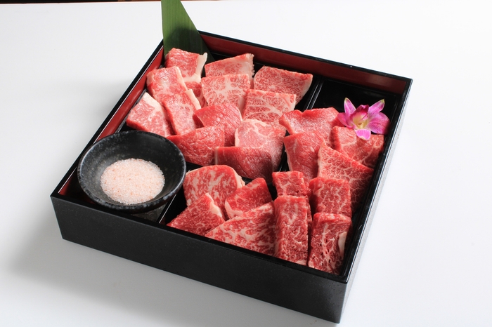 和牛の魅力を詰め込んだ玉手箱