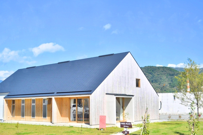 スリーピークスワイナリー