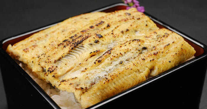 ご馳走、うなみそ重