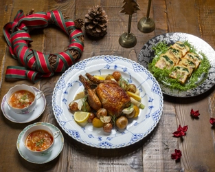 今年だけの特別なクリスマスを演出。ミシュランシェフ・西村貴仁氏監修「井筒屋 × ワイエスフード」クリスマスセットが好評販売中