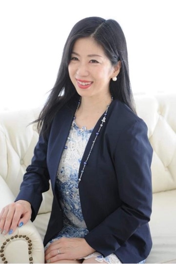 著者:市川浩子