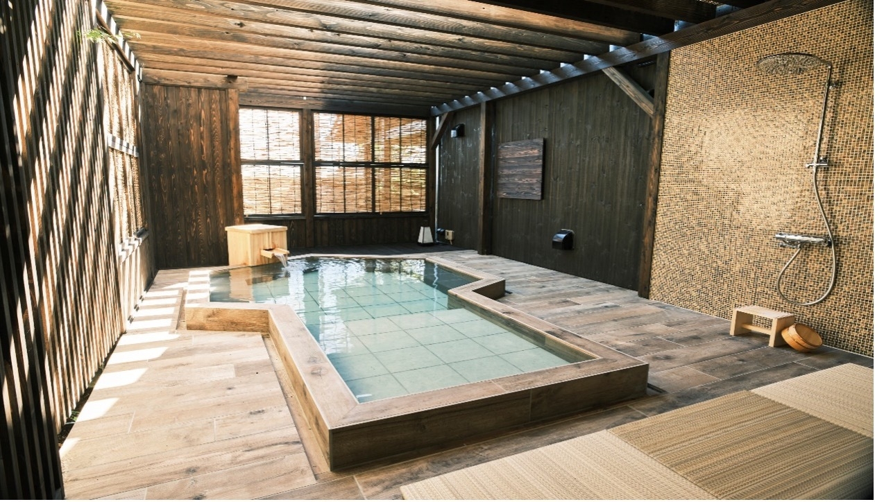 岩屋温泉 絵島別庭 海と森 天然温泉