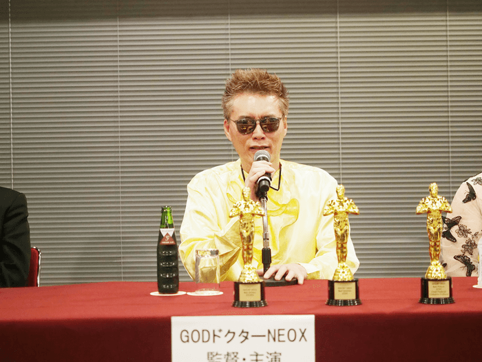 GOD(監督・主演)