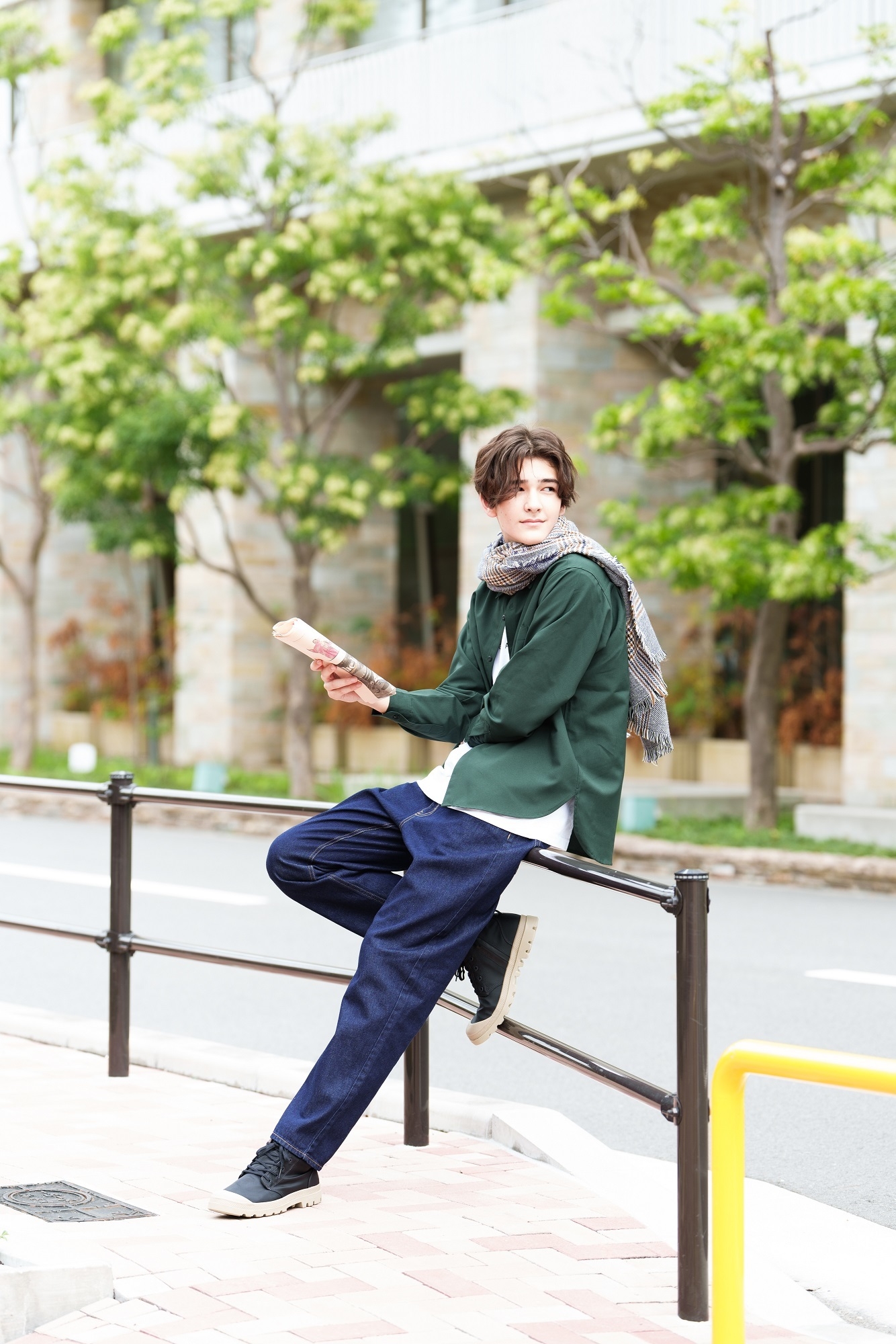 NEWカラー:ANTHRACITE 009