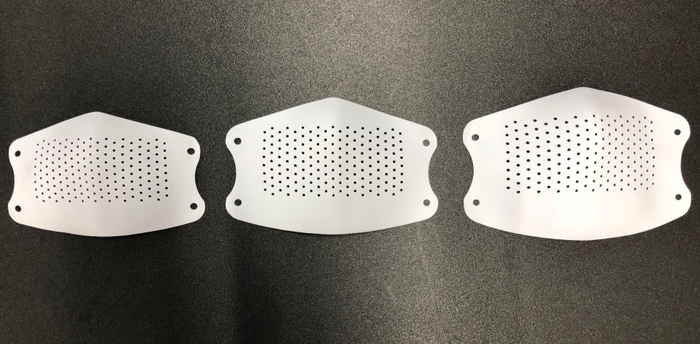 左:スモール 中央:レギュラー 右:ラージ