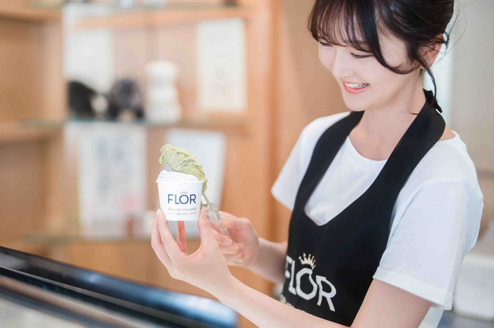 FLORスタッフイメージ