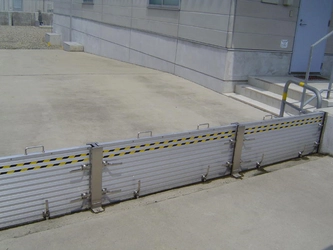 【 納入事例レポート 】　あ、ここにも杉田エース！Vol.21災害に強い街づくりに一役。水害を教訓に『防潮板』を提案！