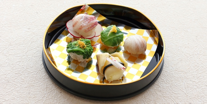 前菜:手まり寿司