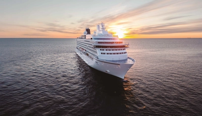 『大阪欄間アート』世界へ船出―岡本銘木店、 飛鳥III採用とCM放送を発表。 関空・万博・飛鳥III EC販売展開で伝統を未来へ