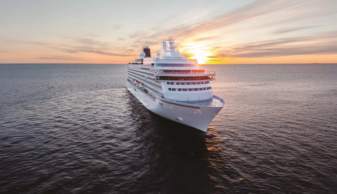 『大阪欄間アート』世界へ船出―岡本銘木店、 飛鳥III採用とCM放送を発表。 関空・万博・飛鳥III EC販売展開で伝統を未来へ