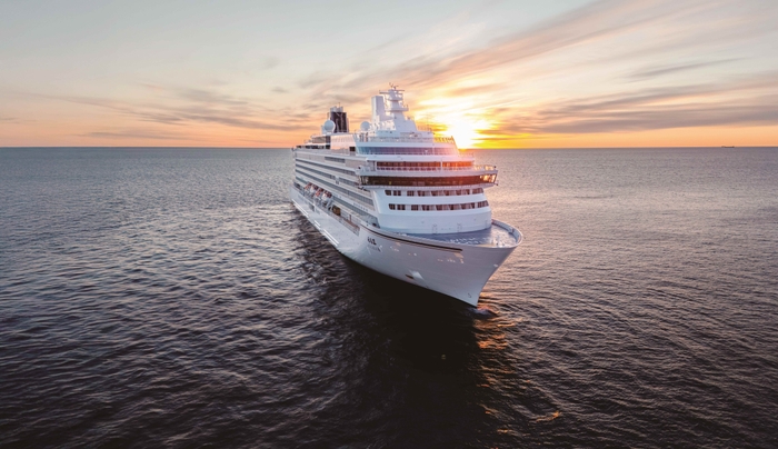 豪華客船『飛鳥III』 (C) 郵船クルーズ株式会社/画像提供:ジャパンビジョン