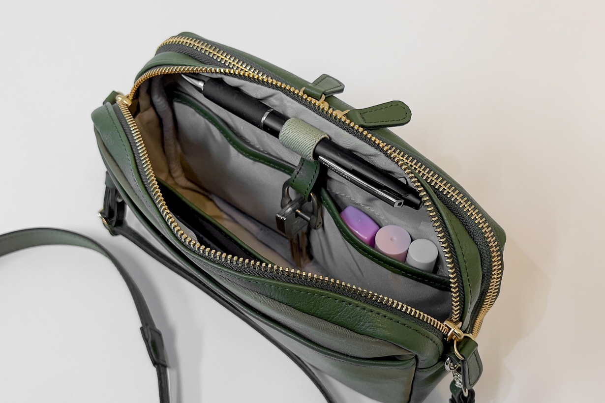 お財布ショルダー収納力2