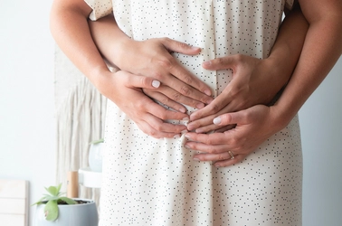 妊娠期から“産後クライシス”を防ぐ　 ペアで学ぶマタニティーアロマ講座、全国21拠点で開講