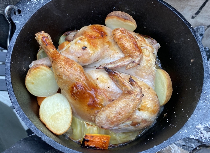 ワイルドコース 丸鶏ダッチオーブン