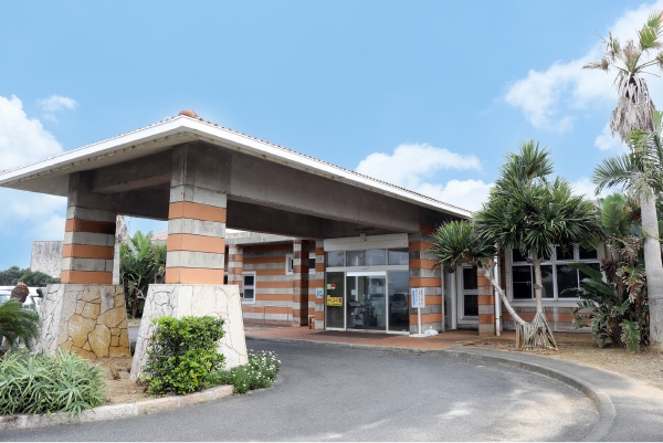 海洋療法施設タラソおきのえらぶ(和泊町)