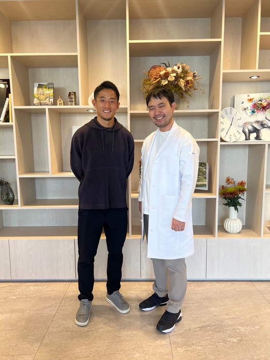 講師の森岡さんと白崎理事長