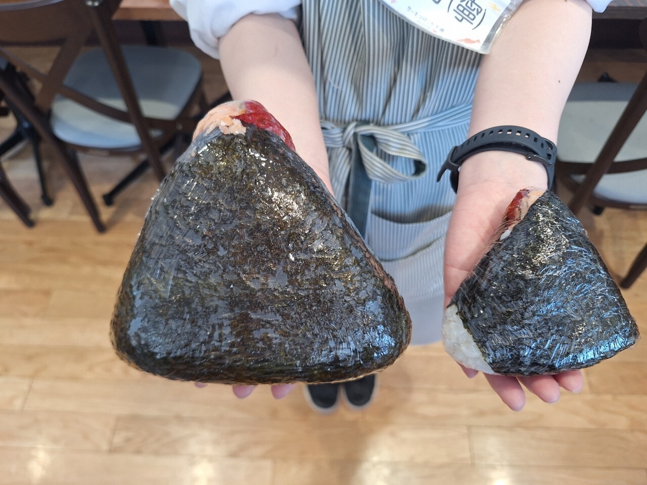 555g!特大鮭おにぎり