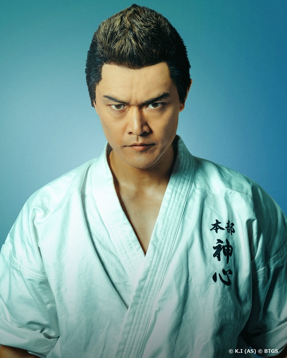 末堂厚役:横⼭真史