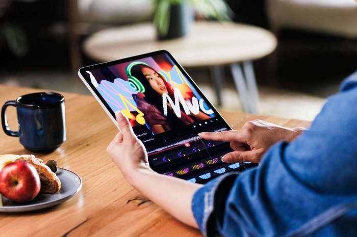 オーディオとビデオ(クレジット: Procreate, David Milan のアニメーション作品)