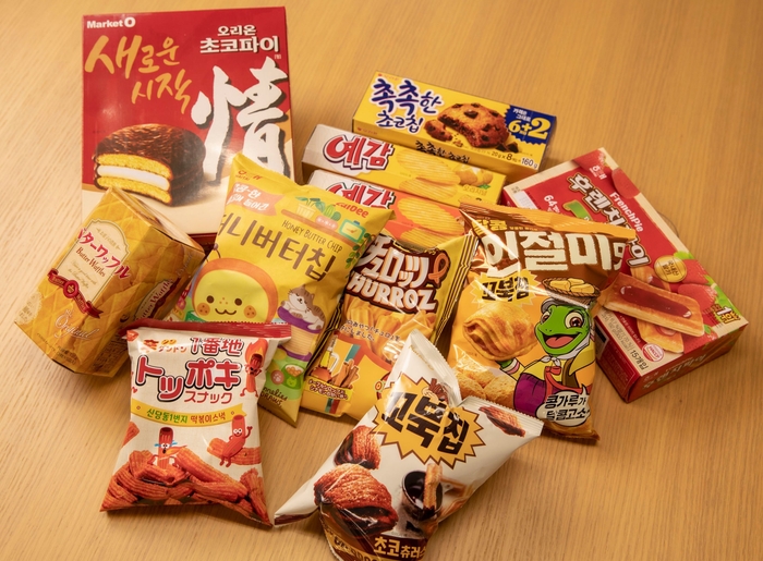 映画『がんばれ!チョルス』にちなんだ韓国スナック菓子