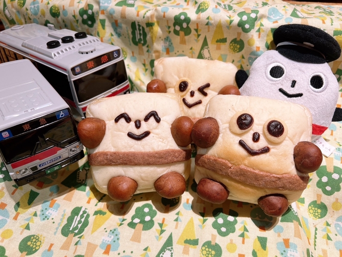 <みちぱん>ノッテちゃんパン(クリーム・あんホイップ・チョコ)