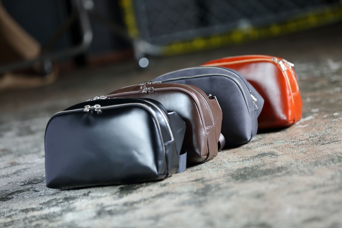 4色のカラー展開