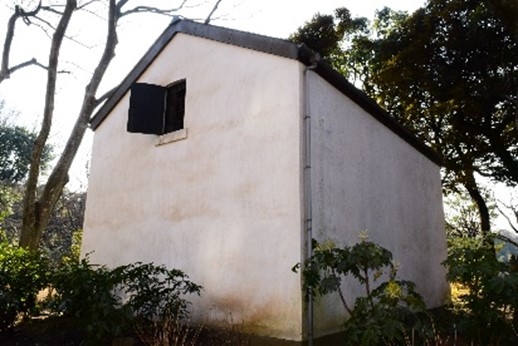 土蔵の外観(昼)