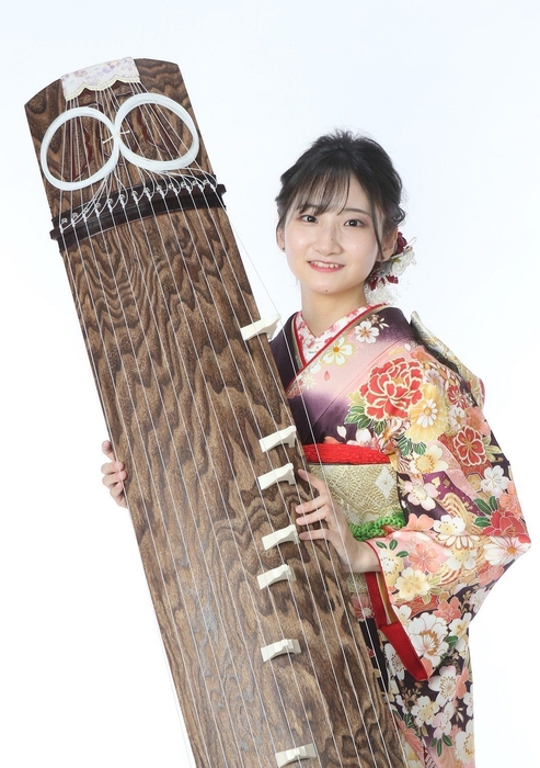 (筝) 鈴木鞠花氏