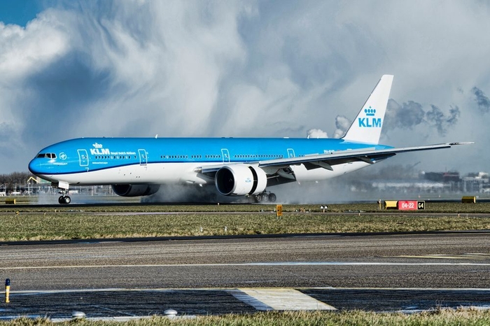 KLMオランダ航空 B777