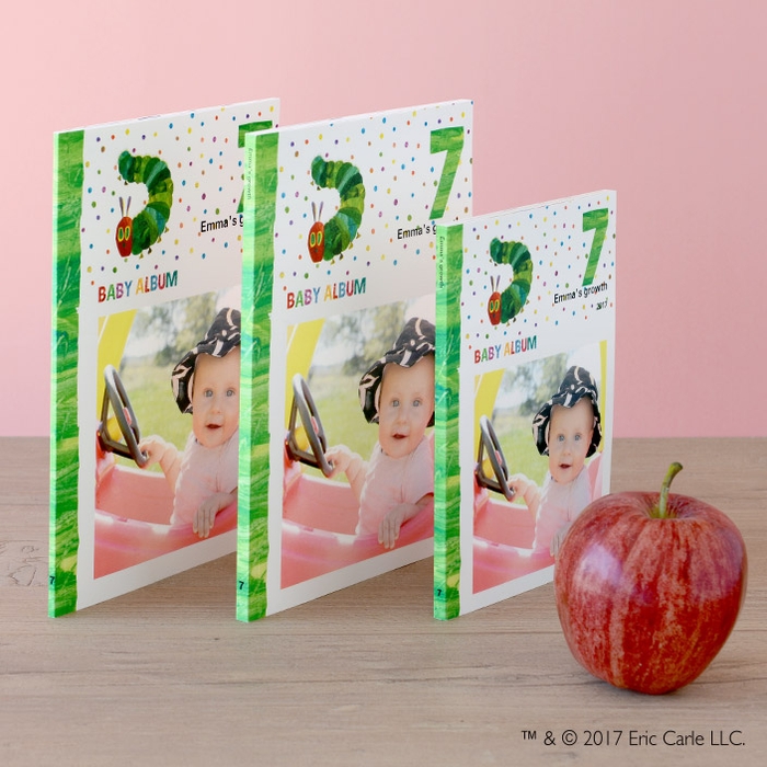 用途に合わせて選べるサイズ・ページ数は3タイプ(日常の写真がたっぷり入るA6サイズ・64ページ/イベントなど少なめの写真向けB6サイズ・24ページ/贈り物にクリアケース付属のB6サイズ・64ページ)