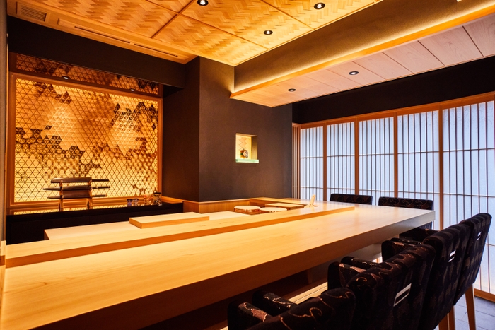 こだわりの VIP 個室カウンター(2名様から6名様まで対応可能)