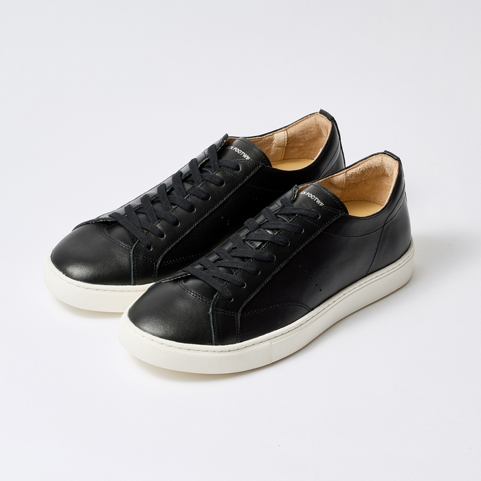 ブラック/ホワイト