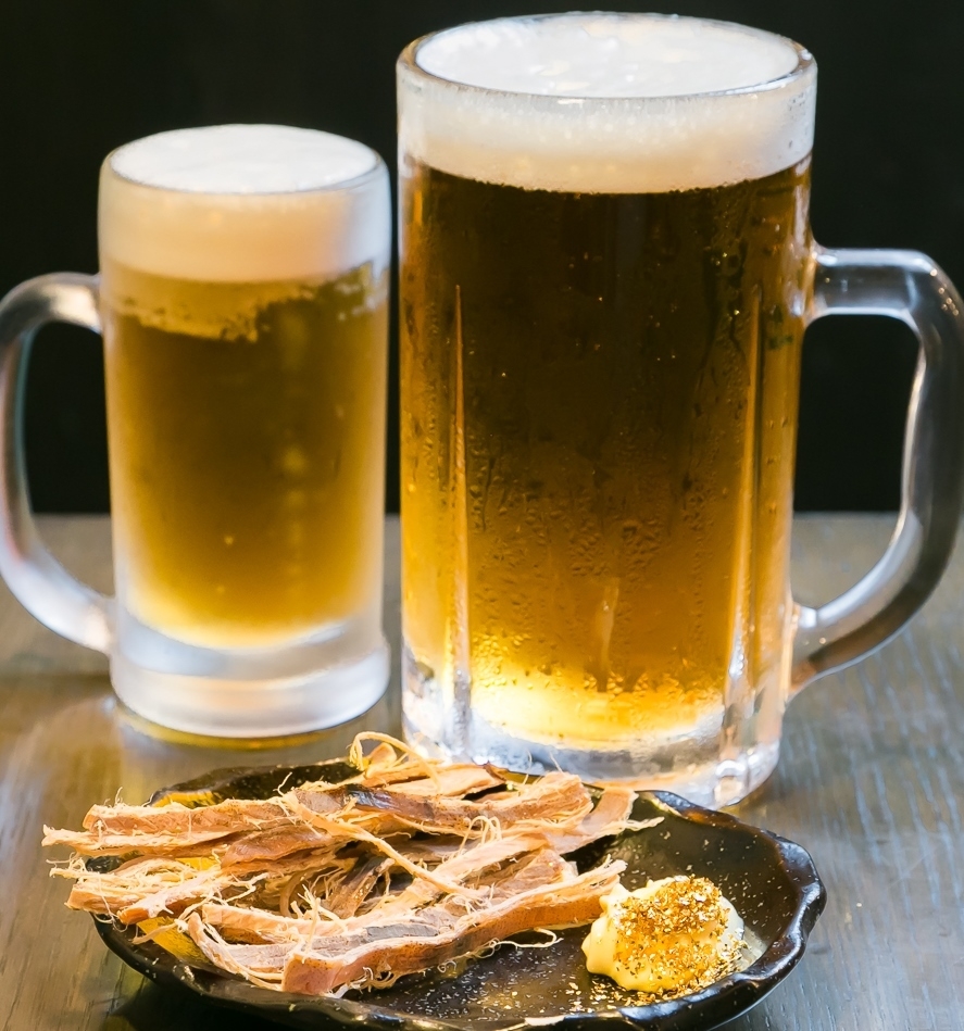 おつかれサマー!ジャンボビール ※画像右側のジャンボジョッキで提供