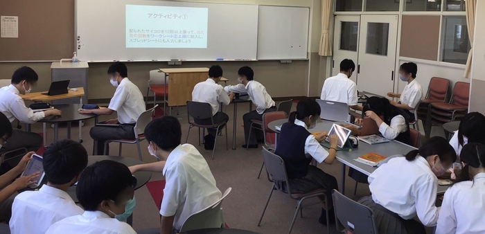 iPadを活用した授業の様子