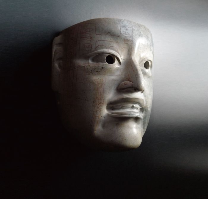 仮面 オルメカ、リオ・ペスケーロ、メキシコ・ベラクルス州 前900年~前600年 翡翠