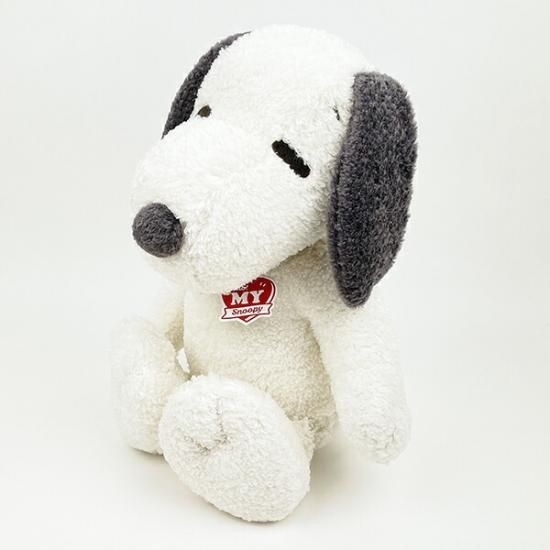 スヌーピーのぬいぐるみ