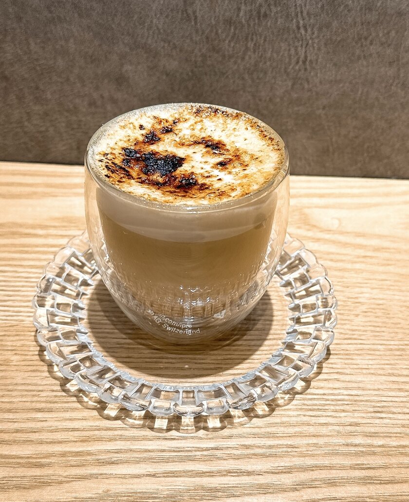 ブリュレホットラテ