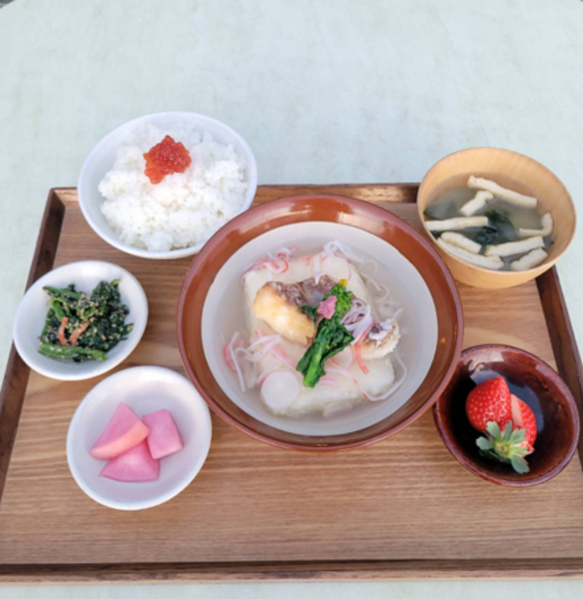 【相州牛】温玉ローストビーフ丼～香の物・みそ汁セット～