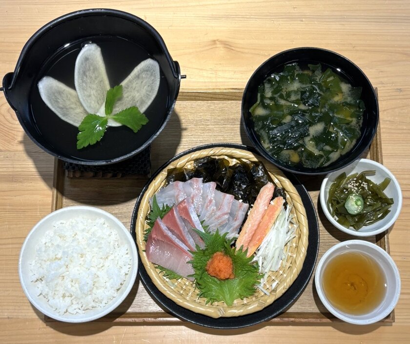 鳴門わかめと鯛ぶりのうず潮しゃぶしゃぶ