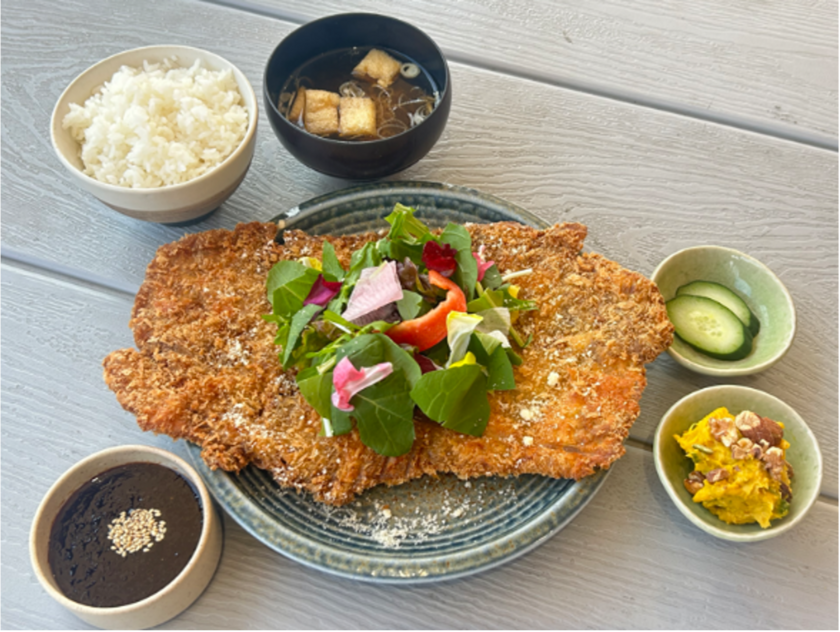 和紙仕立ての秩父味噌カツレツ