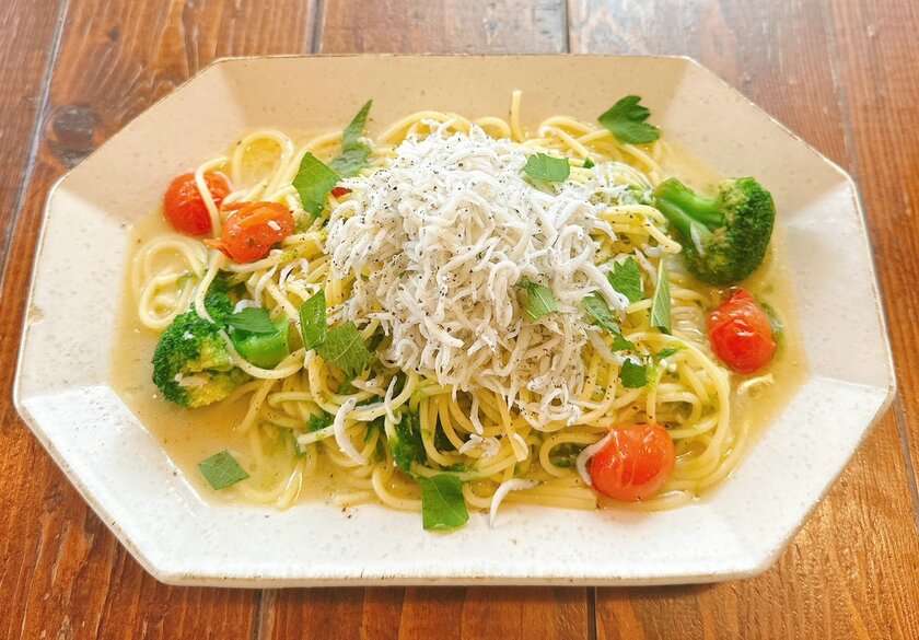 釜揚げシラスと青のりの和風パスタ