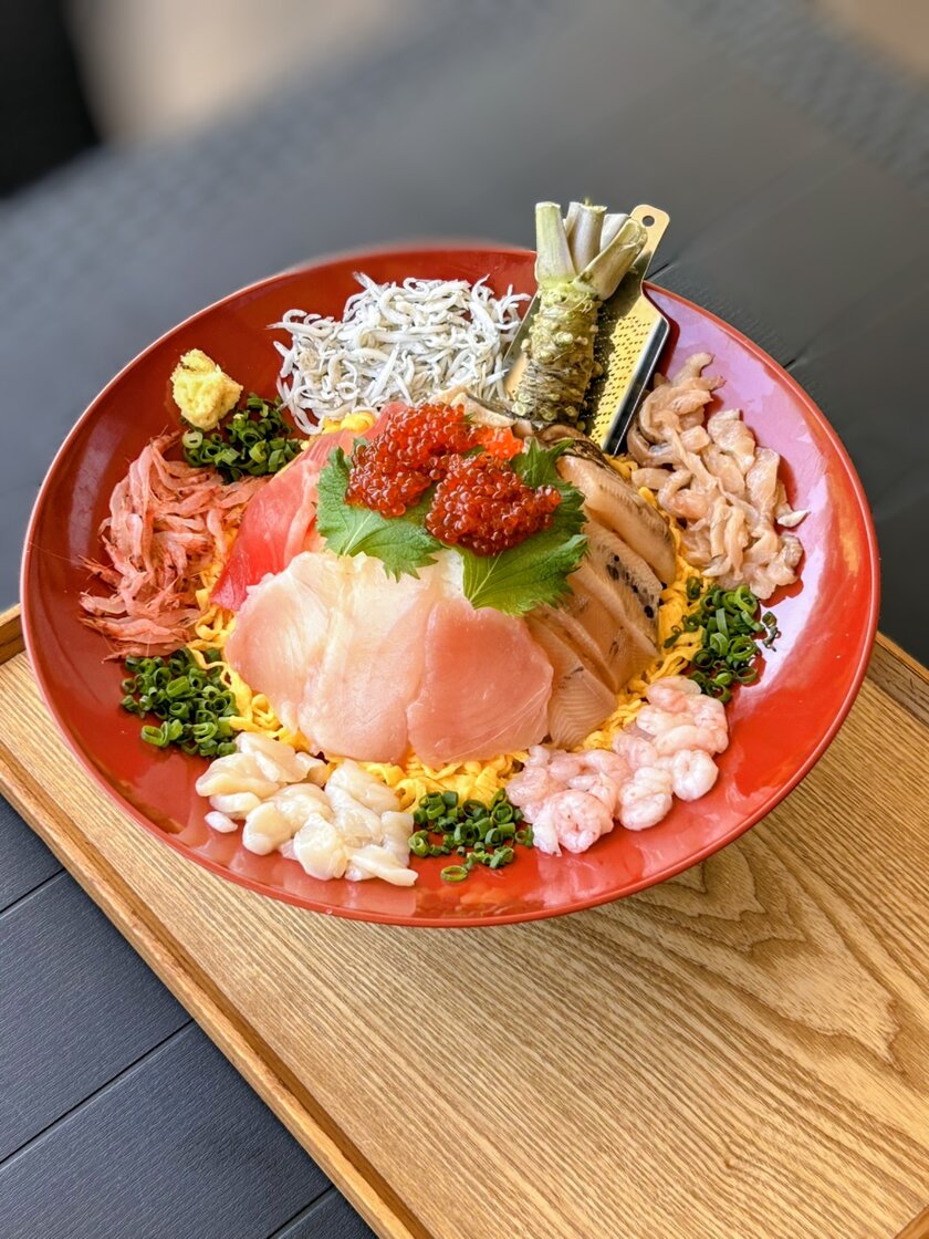 あまご山絶景丼