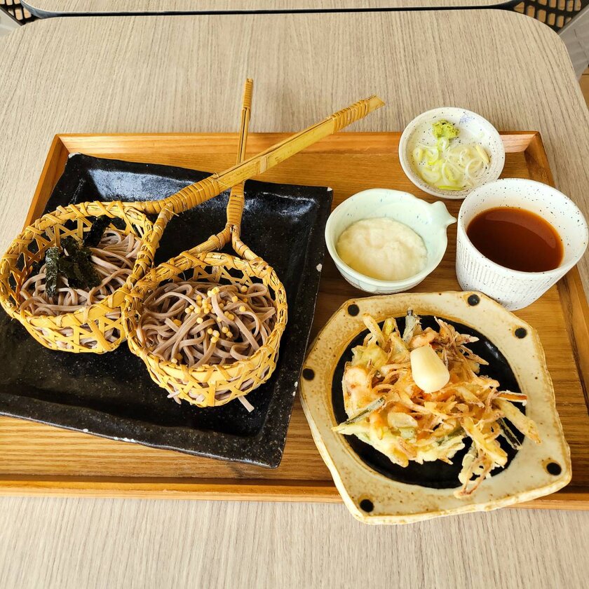 らっきょう・湯梨浜サーモンかき揚げそば