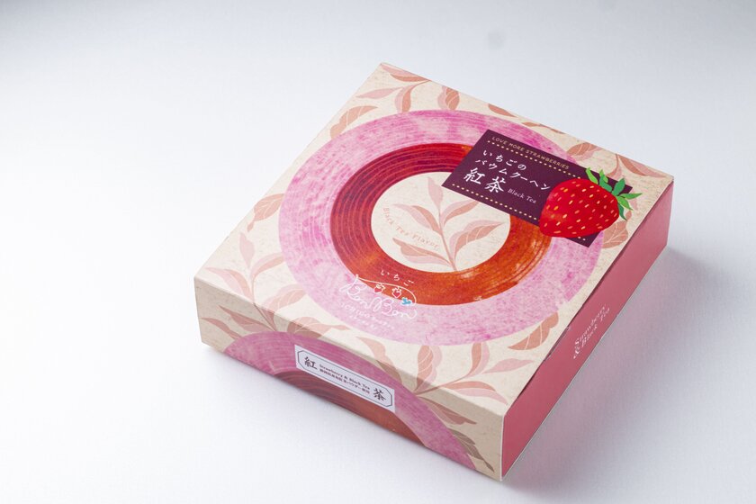 いちごのバウムクーヘン紅茶　パッケージ